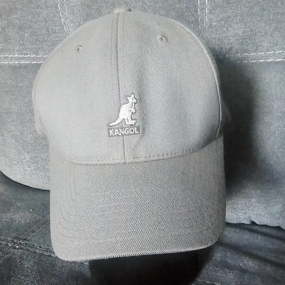 Kangol Grey Flexfit Baseball Cap with Kangaroo Logo Size XL XXL